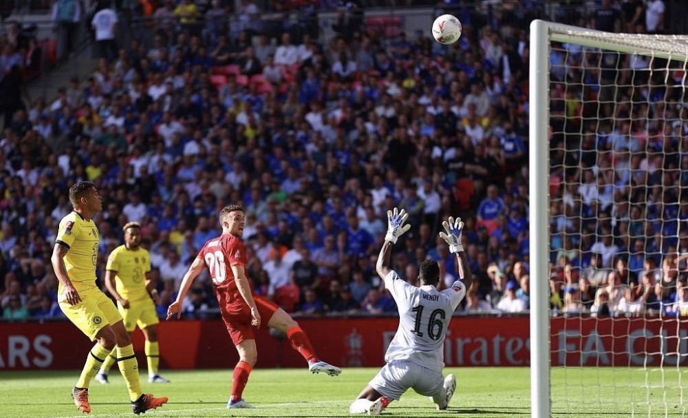 德扑心理博弈：为什么情绪稳定本身就是一种强牌（德扑心态博弈：情绪稳定就是你的王牌）