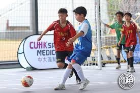 詹姆斯成湖人战绩下滑罪人？美媒列全队五数据对比：全面狂跌一项垫底